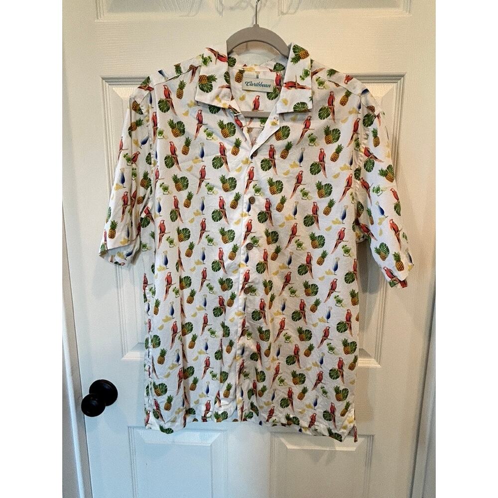 Caribbean Men's Hawaiian Shirt Size Medium - Tropical Parrot & Pineapple Pattern